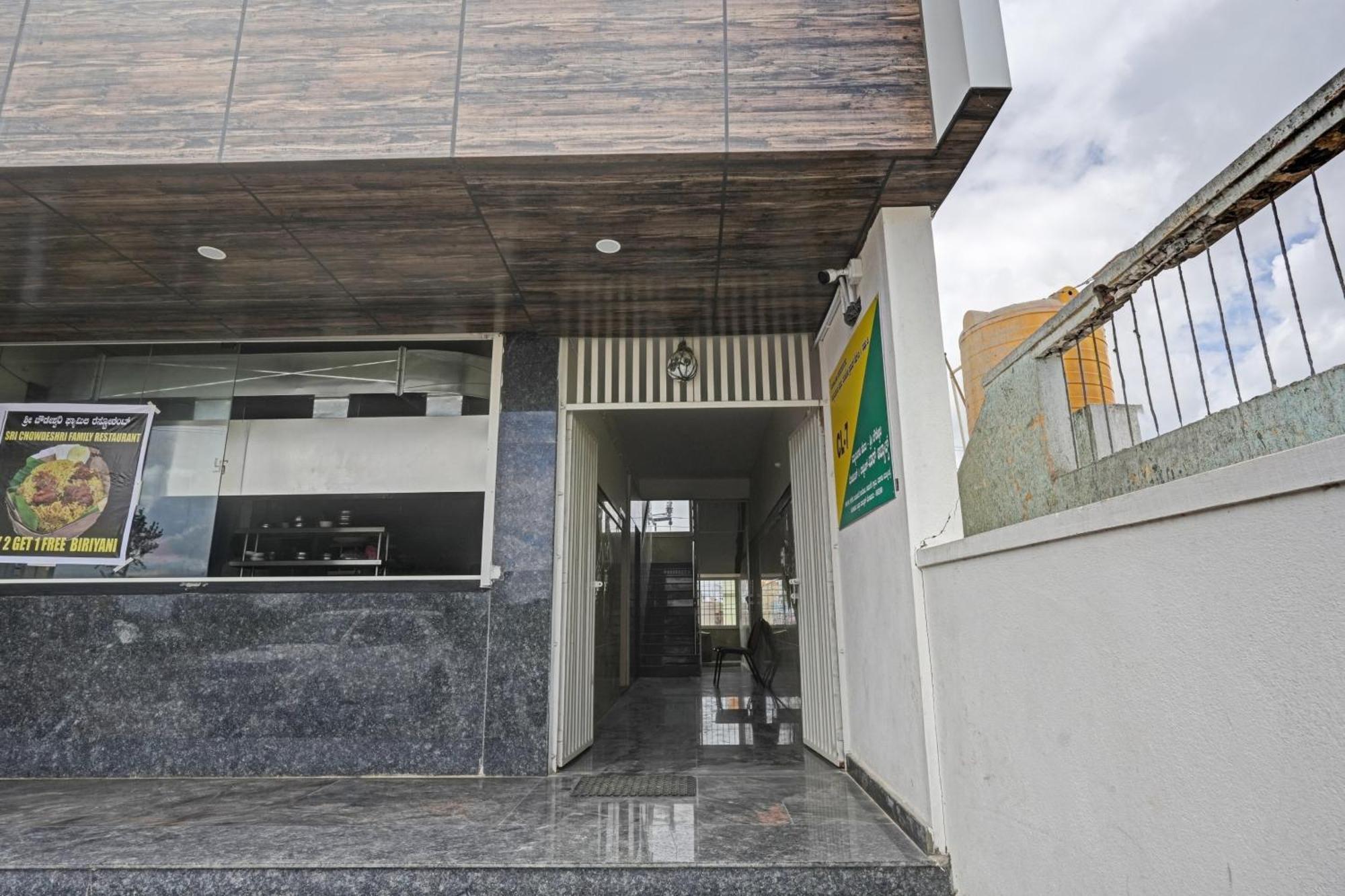 Hotel O Sri Chowdeshwari Boarding And Lodging Tavarikere Extérieur photo